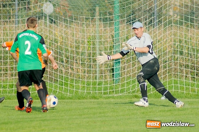 Zdjęcie w galerii na portalu naszwodzislaw.com: B klasa: Olza nie sprostała Wichrowi Płonia wiadomości z regionu