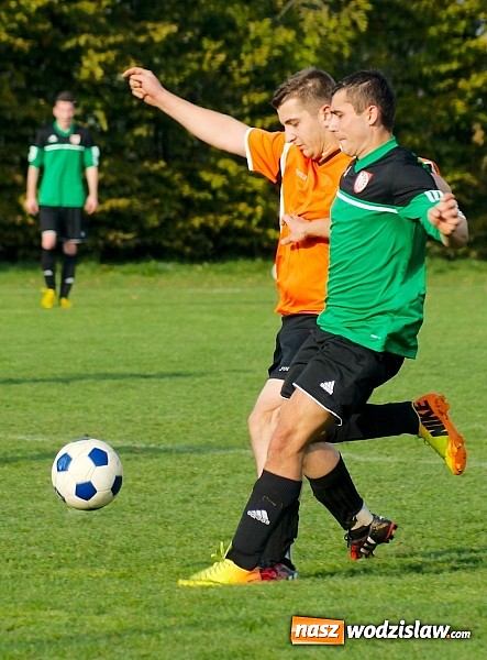 Zdjęcie w galerii na portalu naszwodzislaw.com: B klasa: Olza nie sprostała Wichrowi Płonia wiadomości z regionu