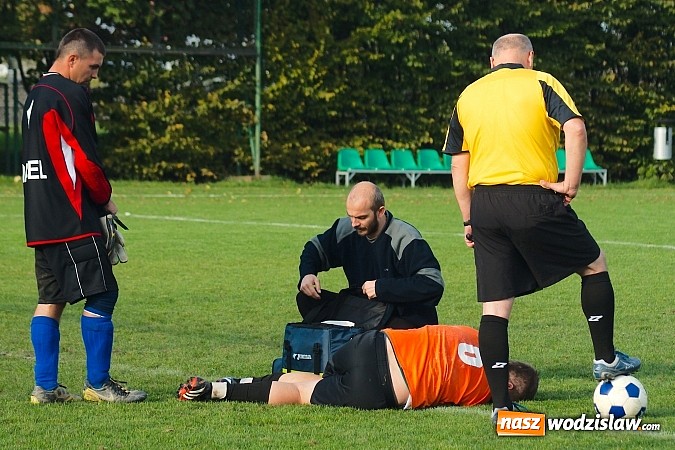 Zdjęcie w galerii na portalu naszwodzislaw.com: B klasa: Olza nie sprostała Wichrowi Płonia wiadomości z regionu