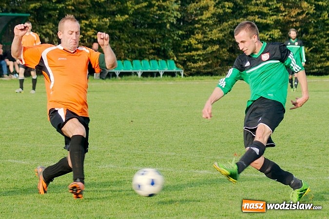 Zdjęcie w galerii na portalu naszwodzislaw.com: B klasa: Olza nie sprostała Wichrowi Płonia wiadomości z regionu