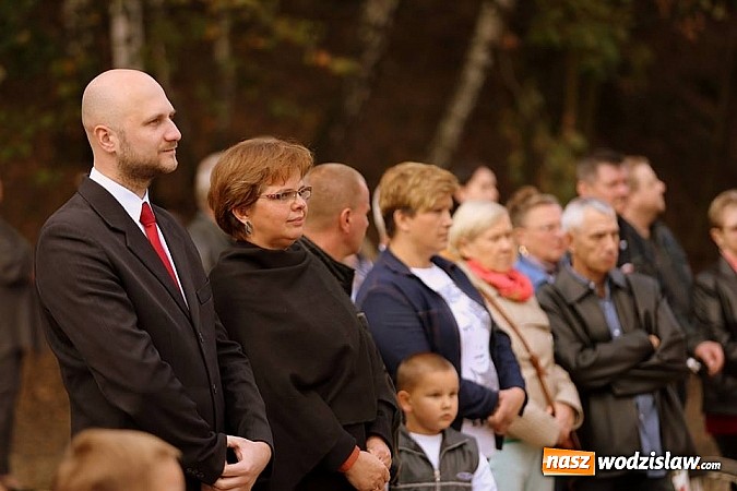 Zdjęcie w galerii na portalu naszwodzislaw.com: Tężnia w Radlinie raczyła dzisiaj gości nie tylko właściwościami zdrowotnymi wiadomości z regionu