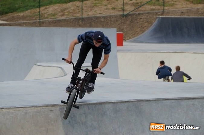 Zdjęcie w galerii na portalu naszwodzislaw.com: Budowa skateparku zakończona! wiadomości z regionu