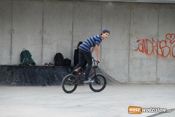 Zdjęcie w galerii na portalu naszwodzislaw.com: Budowa skateparku zakończona! wiadomości z regionu