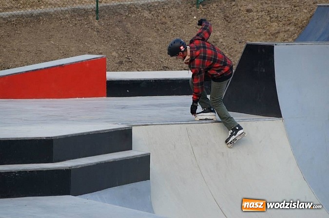 Zdjęcie w galerii na portalu naszwodzislaw.com: Budowa skateparku zakończona! wiadomości z regionu