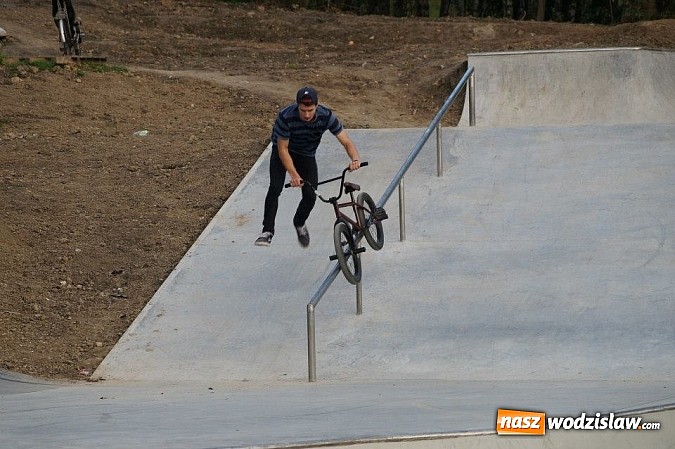 Zdjęcie w galerii na portalu naszwodzislaw.com: Budowa skateparku zakończona! wiadomości z regionu