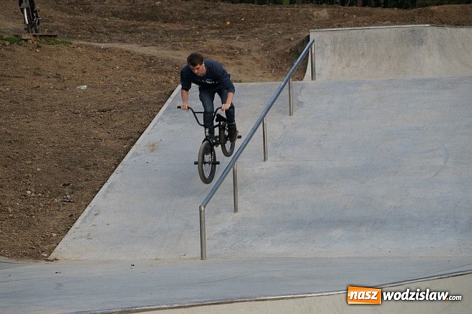 Zdjęcie w galerii na portalu naszwodzislaw.com: Budowa skateparku zakończona! wiadomości z regionu