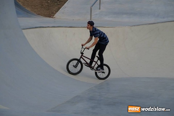 Zdjęcie w galerii na portalu naszwodzislaw.com: Budowa skateparku zakończona! wiadomości z regionu