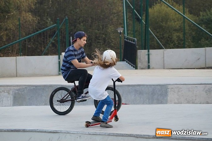 Zdjęcie w galerii na portalu naszwodzislaw.com: Budowa skateparku zakończona! wiadomości z regionu