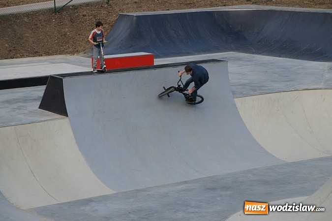 Zdjęcie w galerii na portalu naszwodzislaw.com: Budowa skateparku zakończona! wiadomości z regionu