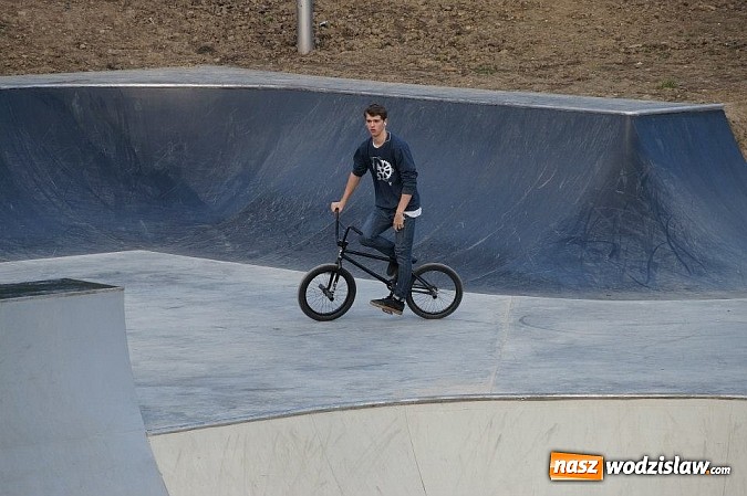 Zdjęcie w galerii na portalu naszwodzislaw.com: Budowa skateparku zakończona! wiadomości z regionu