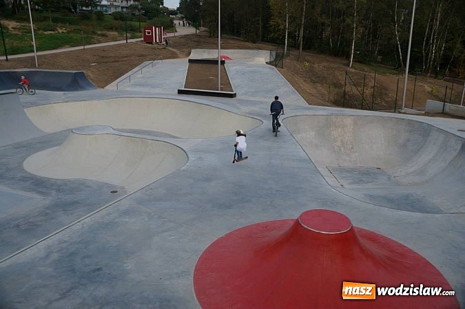 Zdjęcie w galerii na portalu naszwodzislaw.com: Budowa skateparku zakończona! wiadomości z regionu