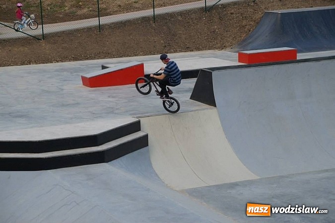 Zdjęcie w galerii na portalu naszwodzislaw.com: Budowa skateparku zakończona! wiadomości z regionu