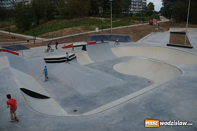 Zdjęcie w galerii na portalu naszwodzislaw.com: Budowa skateparku zakończona! wiadomości z regionu
