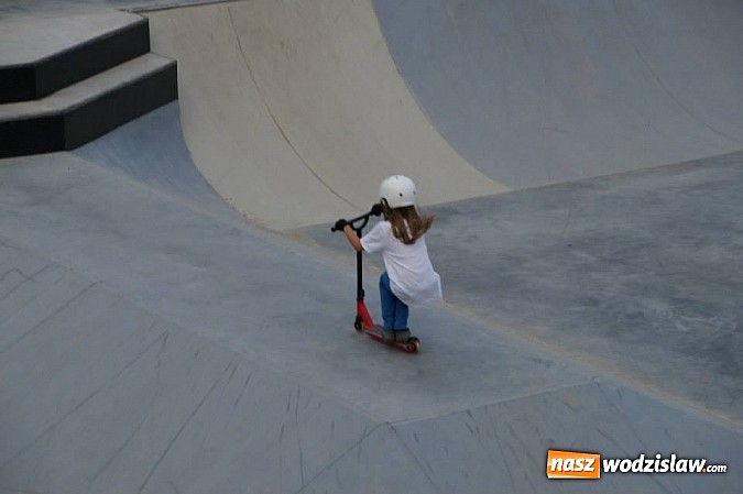 Zdjęcie w galerii na portalu naszwodzislaw.com: Budowa skateparku zakończona! wiadomości z regionu