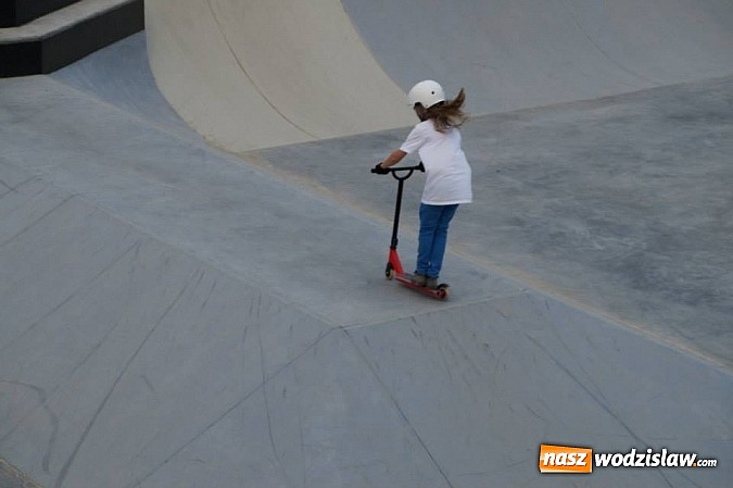 Zdjęcie w galerii na portalu naszwodzislaw.com: Budowa skateparku zakończona! wiadomości z regionu