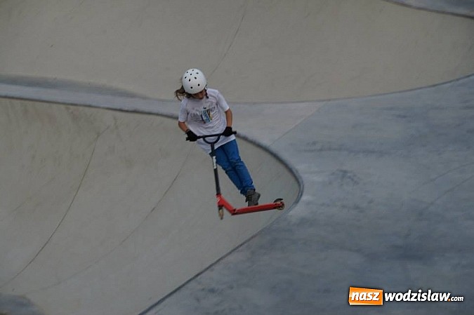 Zdjęcie w galerii na portalu naszwodzislaw.com: Budowa skateparku zakończona! wiadomości z regionu