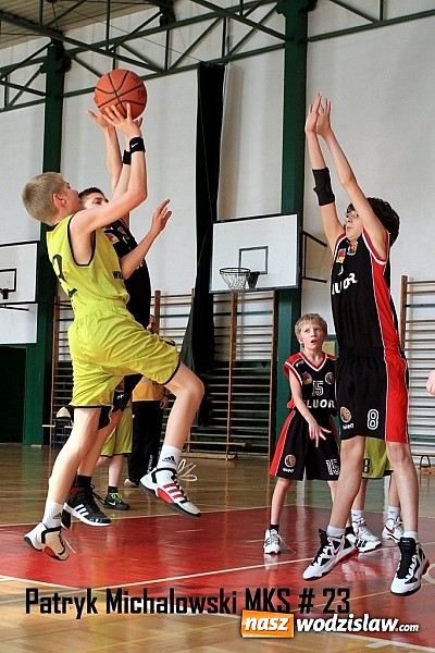 Zdjęcie w galerii na portalu naszwodzislaw.com: Koszykarze MKS Wodzisław Śl. pokonali Mistrzów Śląska  wiadomości z regionu