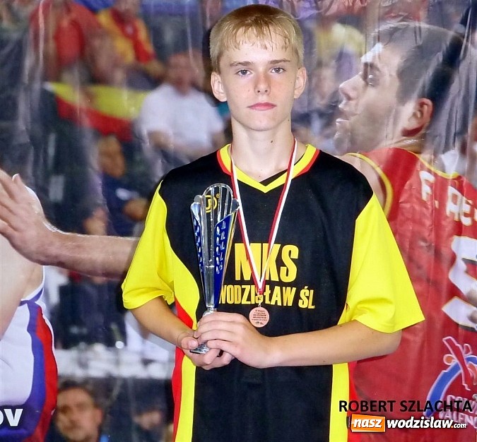 Zdjęcie w galerii na portalu naszwodzislaw.com: Koszykarze MKS Wodzisław Śl. pokonali Mistrzów Śląska  wiadomości z regionu