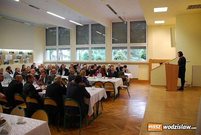 Zdjęcie w galerii na portalu naszwodzislaw.com: Czego pracodawcy oczekują od absolwentów szkół zawodowych? wiadomości z regionu