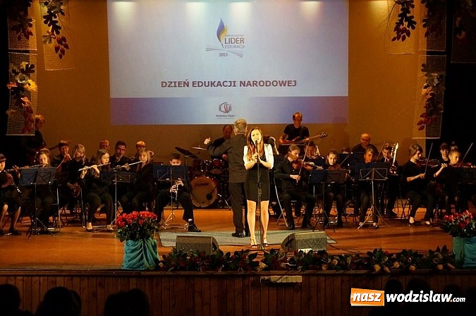 Zdjęcie w galerii na portalu naszwodzislaw.com: Dzień Edukacji Narodowej wiadomości z regionu
