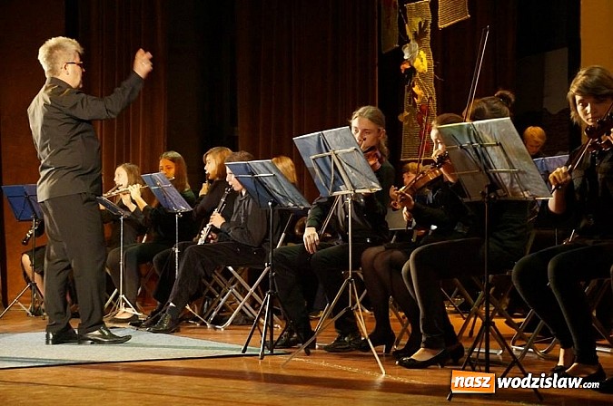 Zdjęcie w galerii na portalu naszwodzislaw.com: Dzień Edukacji Narodowej wiadomości z regionu