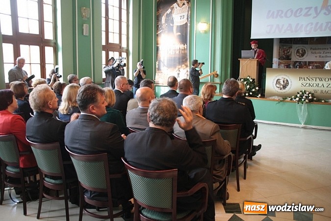 Zdjęcie w galerii na portalu naszwodzislaw.com: Raciborska uczelnia zainaugurowała dziś uroczyście nowy rok akademicki wiadomości z regionu