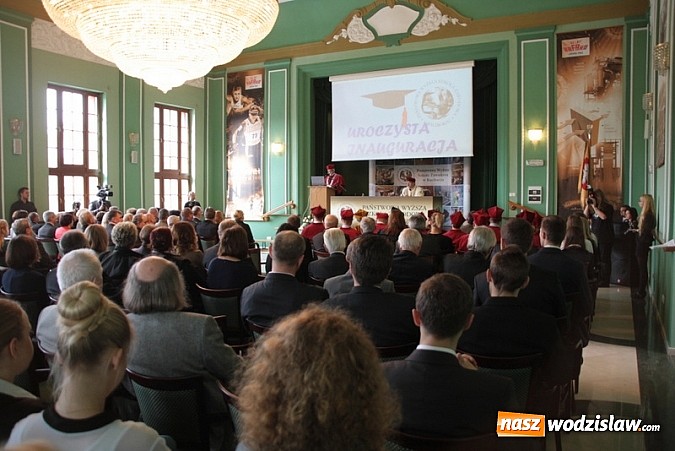 Zdjęcie w galerii na portalu naszwodzislaw.com: Raciborska uczelnia zainaugurowała dziś uroczyście nowy rok akademicki wiadomości z regionu