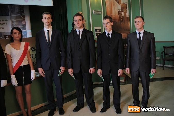 Zdjęcie w galerii na portalu naszwodzislaw.com: Raciborska uczelnia zainaugurowała dziś uroczyście nowy rok akademicki wiadomości z regionu