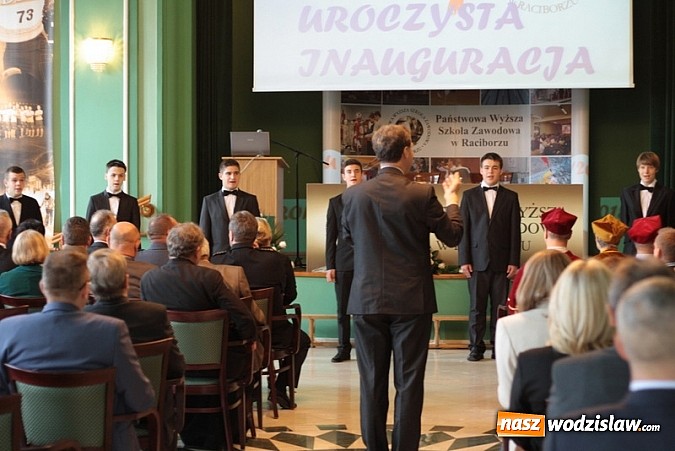 Zdjęcie w galerii na portalu naszwodzislaw.com: Raciborska uczelnia zainaugurowała dziś uroczyście nowy rok akademicki wiadomości z regionu