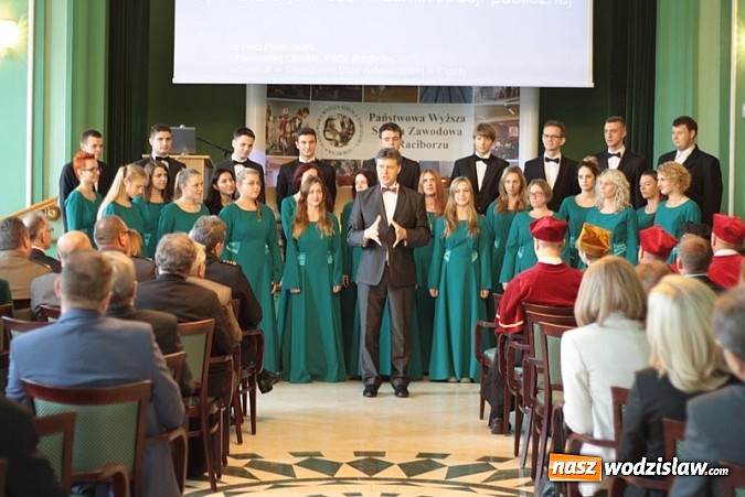 Zdjęcie w galerii na portalu naszwodzislaw.com: Raciborska uczelnia zainaugurowała dziś uroczyście nowy rok akademicki wiadomości z regionu