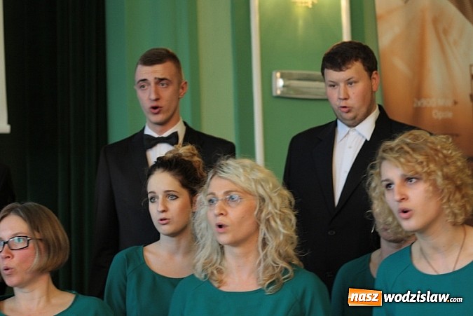 Zdjęcie w galerii na portalu naszwodzislaw.com: Raciborska uczelnia zainaugurowała dziś uroczyście nowy rok akademicki wiadomości z regionu