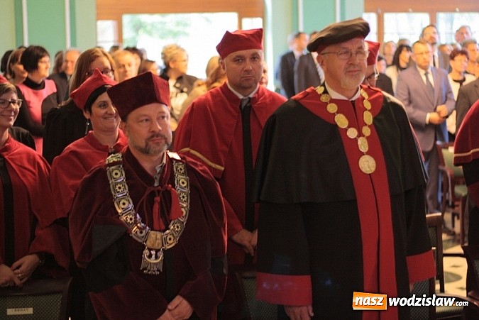 Zdjęcie w galerii na portalu naszwodzislaw.com: Raciborska uczelnia zainaugurowała dziś uroczyście nowy rok akademicki wiadomości z regionu