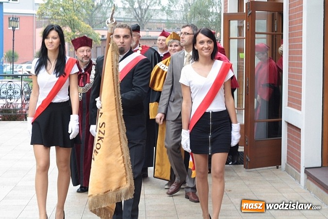Zdjęcie w galerii na portalu naszwodzislaw.com: Raciborska uczelnia zainaugurowała dziś uroczyście nowy rok akademicki wiadomości z regionu