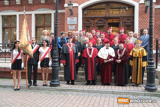 Zdjęcie w galerii na portalu naszwodzislaw.com: Raciborska uczelnia zainaugurowała dziś uroczyście nowy rok akademicki wiadomości z regionu