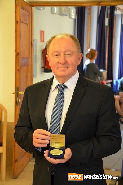 Zdjęcie w galerii na portalu naszwodzislaw.com: Wojewoda Piotr Litwa nominowany do Ice Bucket Challenge na XX lecie DPS w Gorzycach! wiadomości z regionu