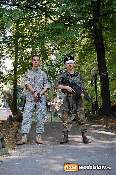 Zdjęcie w galerii na portalu naszwodzislaw.com: Uczestniczyli w niezwykłym spotkaniu z historią wiadomości z regionu