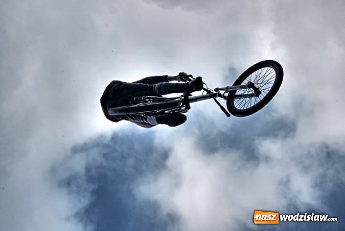 Zdjęcie w galerii na portalu naszwodzislaw.com: EXTREME DAY – Zakończenie sezonu w mistrzowskim wykonaniu wiadomości z regionu