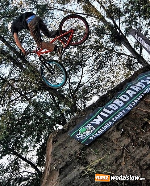 Zdjęcie w galerii na portalu naszwodzislaw.com: EXTREME DAY – Zakończenie sezonu w mistrzowskim wykonaniu wiadomości z regionu