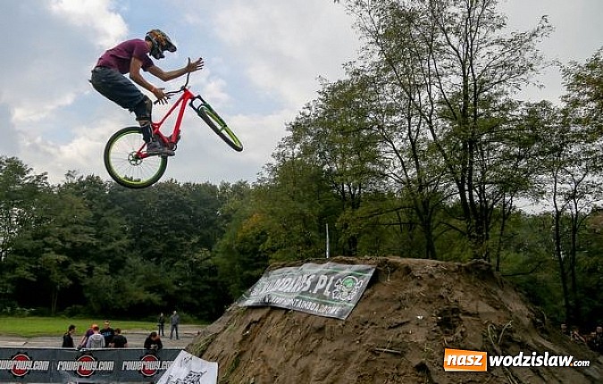 Zdjęcie w galerii na portalu naszwodzislaw.com: EXTREME DAY – Zakończenie sezonu w mistrzowskim wykonaniu wiadomości z regionu