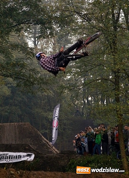 Zdjęcie w galerii na portalu naszwodzislaw.com: EXTREME DAY – Zakończenie sezonu w mistrzowskim wykonaniu wiadomości z regionu