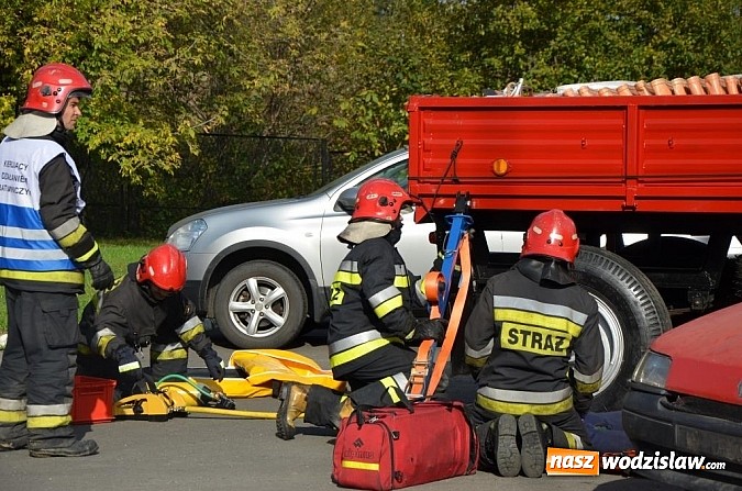 Zdjęcie w galerii na portalu naszwodzislaw.com: Wodzisławskie starostwo przekazało strażakom nowoczesny sprzęt ratowniczy   wiadomości z regionu