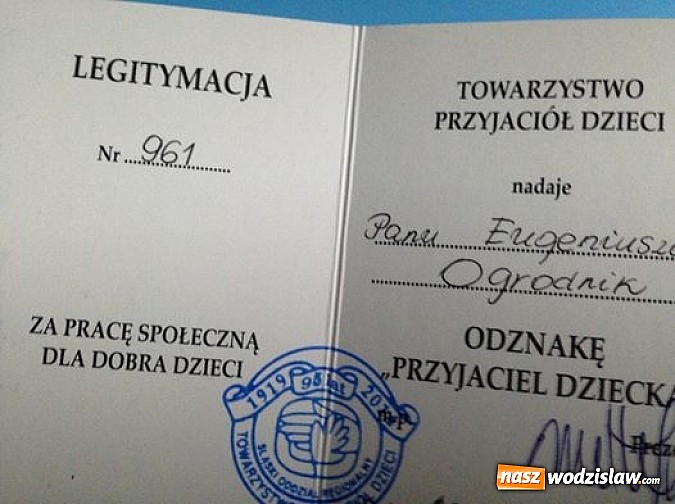 Zdjęcie w galerii na portalu naszwodzislaw.com: Eugeniusz Ogrodnik odznaczony przez TP wiadomości z regionu
