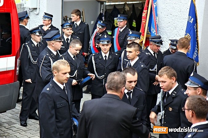 Zdjęcie w galerii na portalu naszwodzislaw.com: 110-lecie OSP oraz poświęcenie nowego wozu strażackiego, czyli wielkie święto w Lubomi wiadomości z regionu