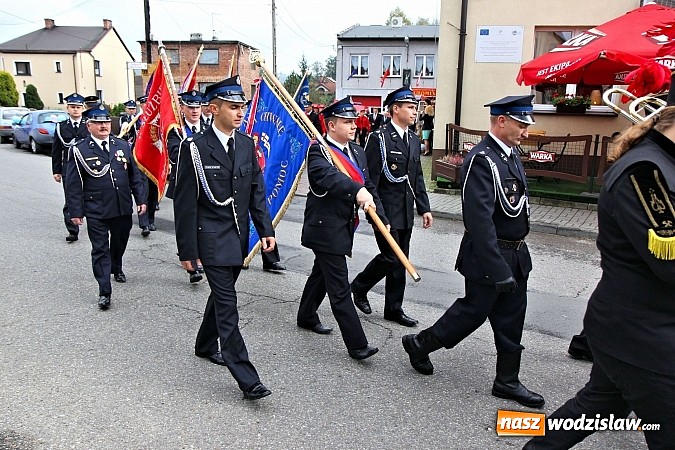 Zdjęcie w galerii na portalu naszwodzislaw.com: 110-lecie OSP oraz poświęcenie nowego wozu strażackiego, czyli wielkie święto w Lubomi wiadomości z regionu