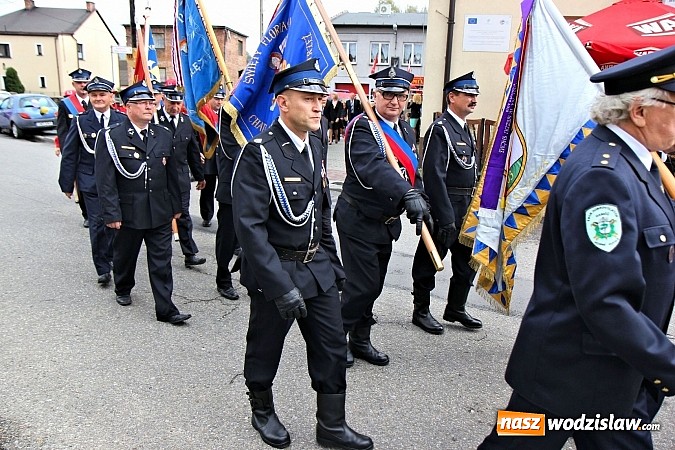 Zdjęcie w galerii na portalu naszwodzislaw.com: 110-lecie OSP oraz poświęcenie nowego wozu strażackiego, czyli wielkie święto w Lubomi wiadomości z regionu