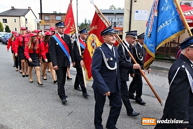 Zdjęcie w galerii na portalu naszwodzislaw.com: 110-lecie OSP oraz poświęcenie nowego wozu strażackiego, czyli wielkie święto w Lubomi wiadomości z regionu