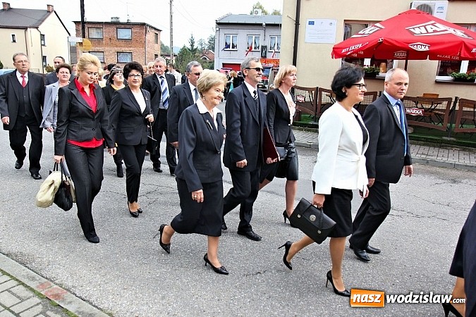 Zdjęcie w galerii na portalu naszwodzislaw.com: 110-lecie OSP oraz poświęcenie nowego wozu strażackiego, czyli wielkie święto w Lubomi wiadomości z regionu