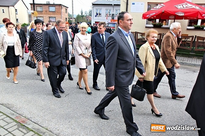 Zdjęcie w galerii na portalu naszwodzislaw.com: 110-lecie OSP oraz poświęcenie nowego wozu strażackiego, czyli wielkie święto w Lubomi wiadomości z regionu