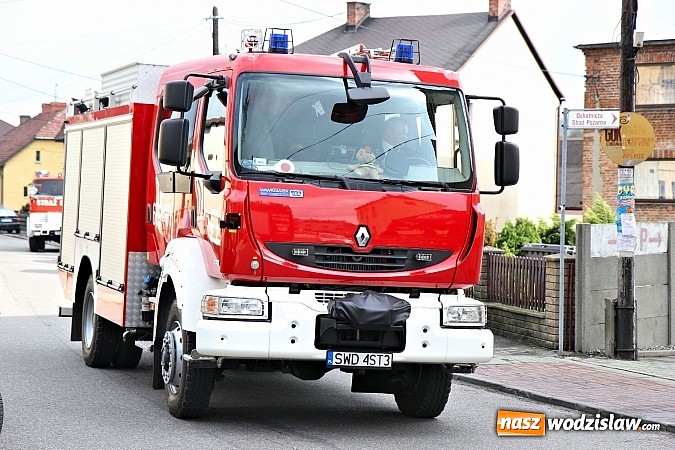 Zdjęcie w galerii na portalu naszwodzislaw.com: 110-lecie OSP oraz poświęcenie nowego wozu strażackiego, czyli wielkie święto w Lubomi wiadomości z regionu