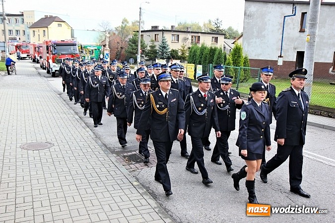 Zdjęcie w galerii na portalu naszwodzislaw.com: 110-lecie OSP oraz poświęcenie nowego wozu strażackiego, czyli wielkie święto w Lubomi wiadomości z regionu